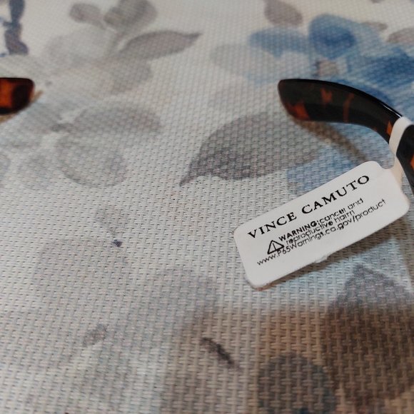 Vince Camuto Sunglasses Leopard Print Trendy Chic Summer Shades Leopard Print - Picture 4 of 8